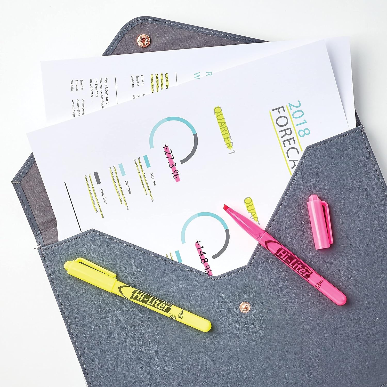 image:imageAvery HiLiter DeskPenStyle Combo Pack Smear Safe Ink Chisel Tip 24 Assorted Color Highlighters 29862